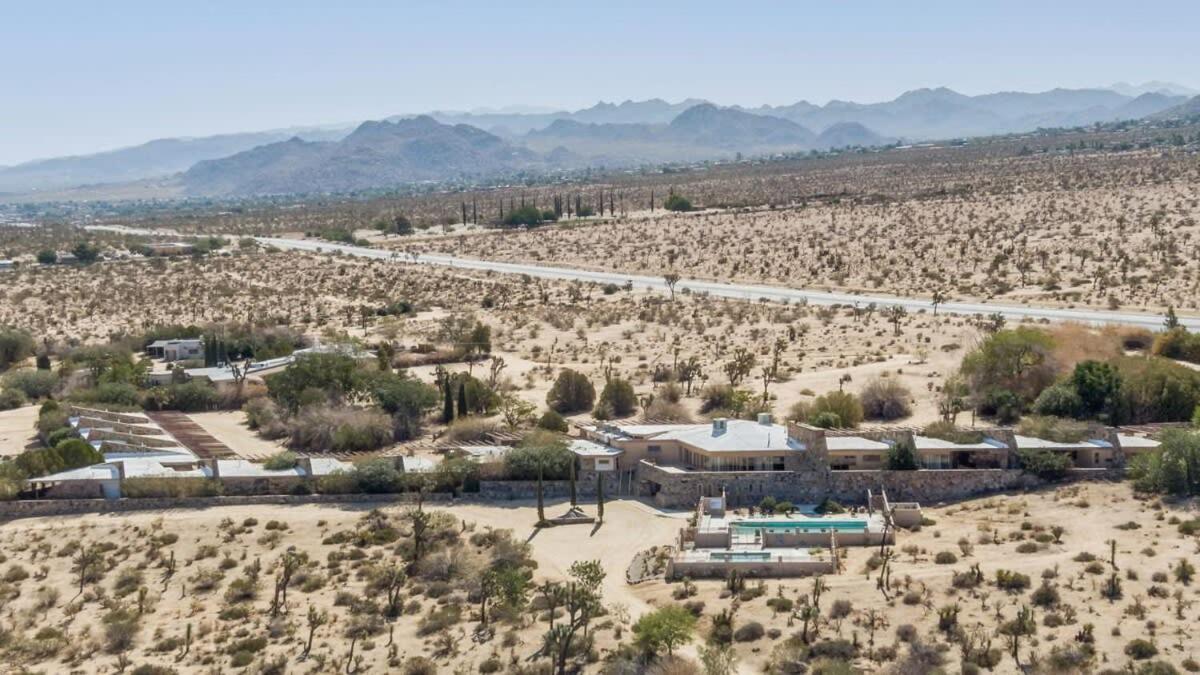The Bungalows By Homestead Modern Joshua Tree Exterior foto