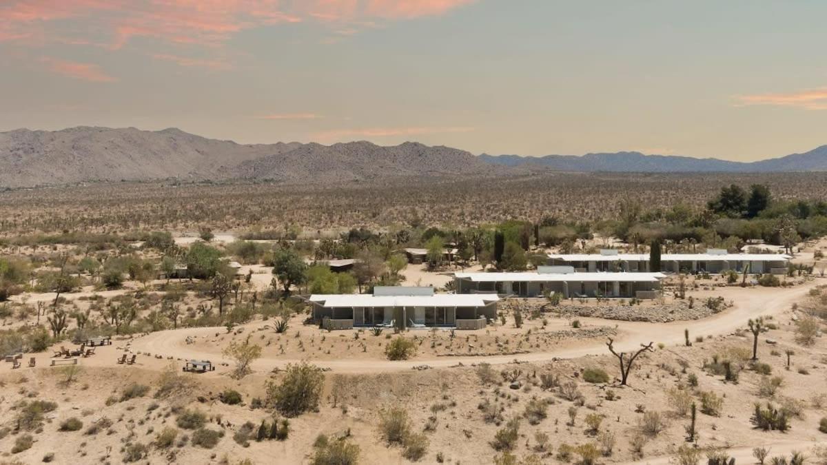 The Bungalows By Homestead Modern Joshua Tree Exterior foto