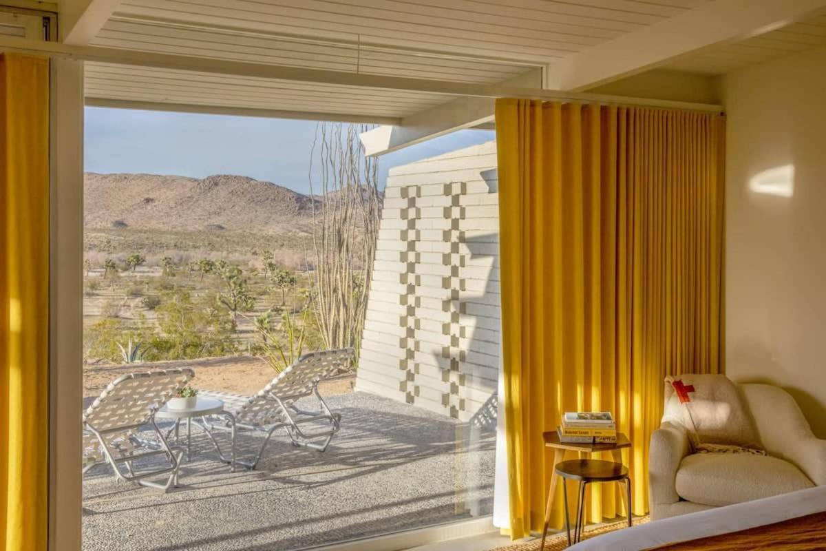 The Bungalows By Homestead Modern Joshua Tree Exterior foto