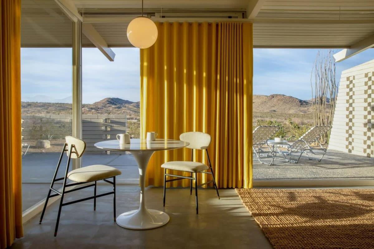 The Bungalows By Homestead Modern Joshua Tree Exterior foto